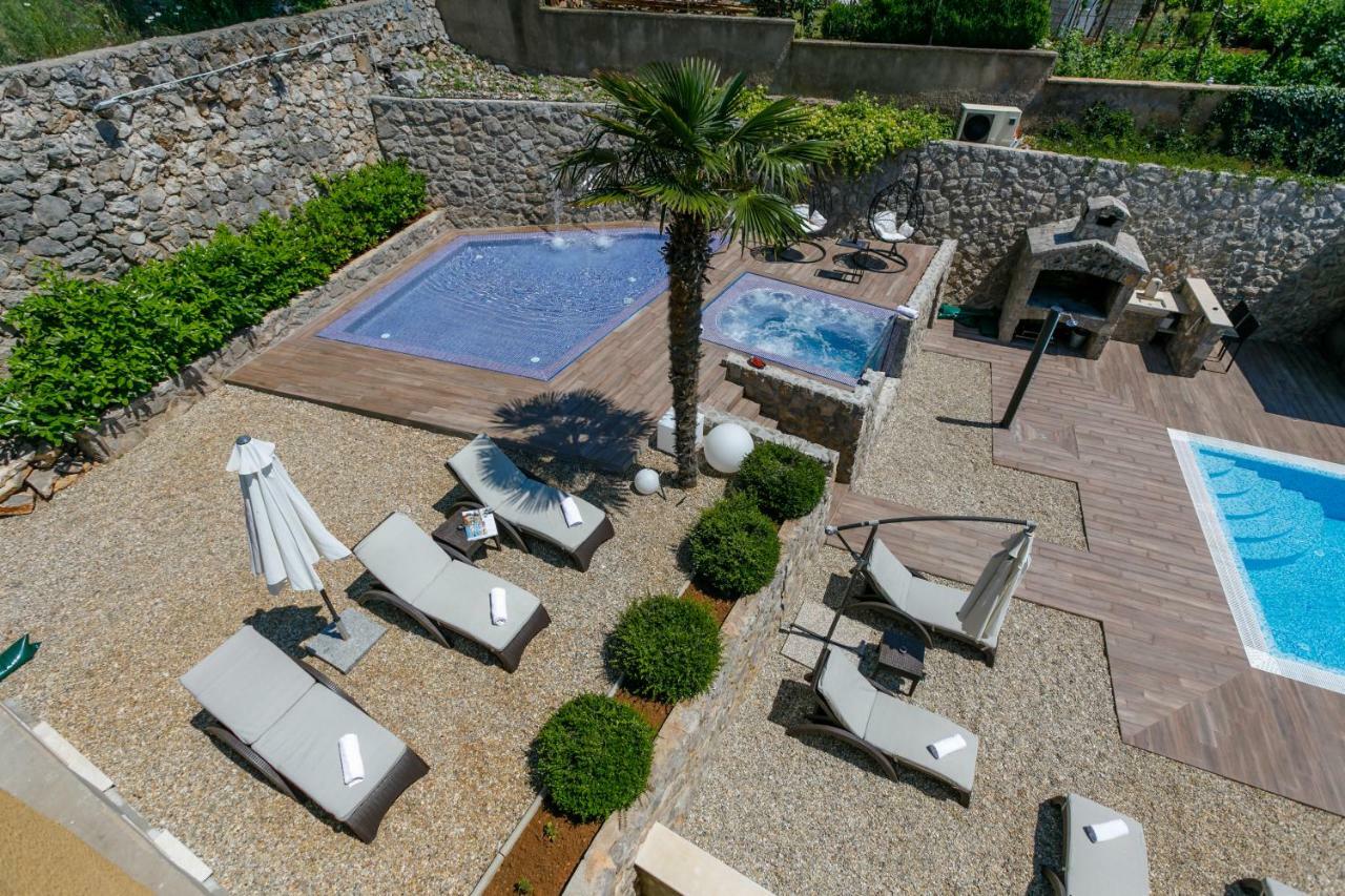 Apartments Petra Krk Krk Town Exterior foto