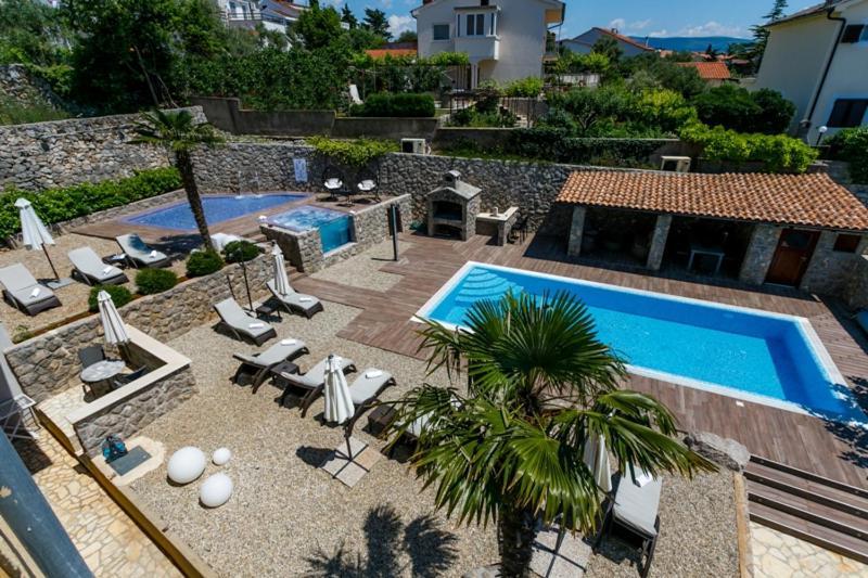 Apartments Petra Krk Krk Town Exterior foto